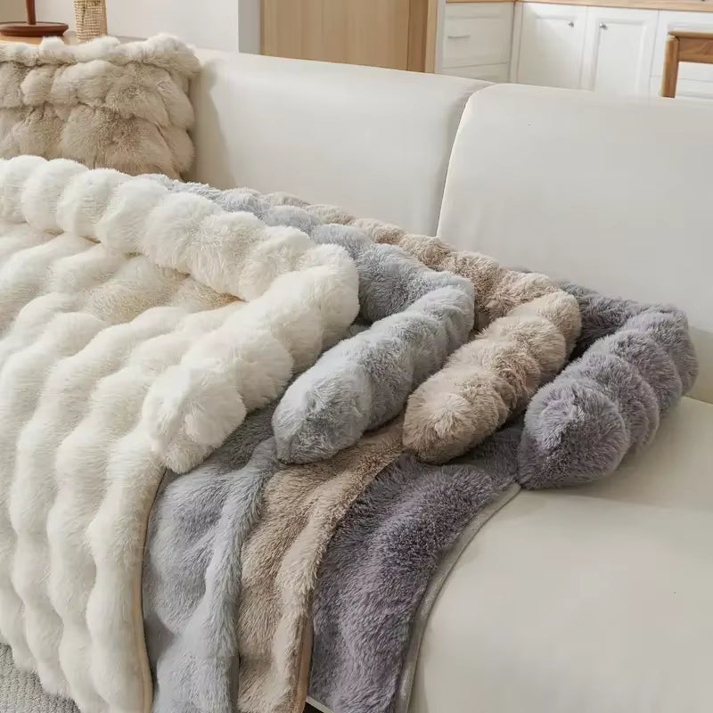 New Faux Rabbit Fur Large Dog Mat Cat Bed Pet Mattress Fun Luxury Plush Pet Bed Suitable for Small to Medium Dogs and Cats